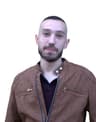Portrait de Lucas Aufrère, développeur front-end et spécialiste SEO technique, fondateur du studio web Fyconic